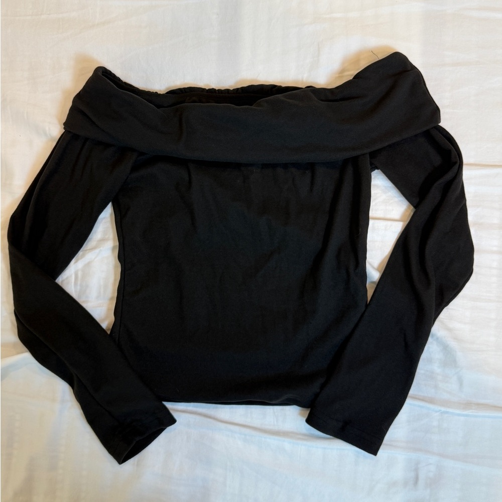 Black Off-Shoulder Long Sleeve Top